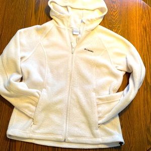 Creme Columbia fleece hoodie